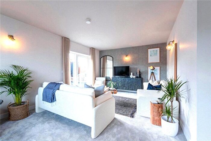 3 Bedroom Semi-Detached House To Rent In Jacks Wood Avenue, Ellesmere Port, Cheshire, CH65