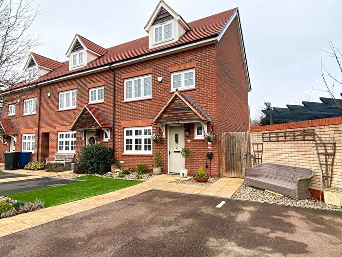 4 Bedroom End Terrace House For Sale In Turner Crescent, Hauxton, Cambridge, CB22