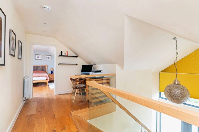 4 Bedroom Detached House For Sale In Oliver's Battery Road South, Winchester, SO22