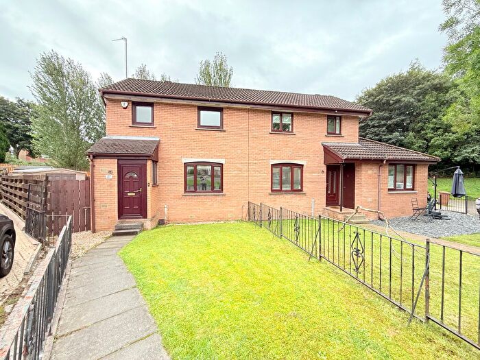 2 Bedroom Terraced House For Sale In Hogarth Gardens, Glasgow, G32