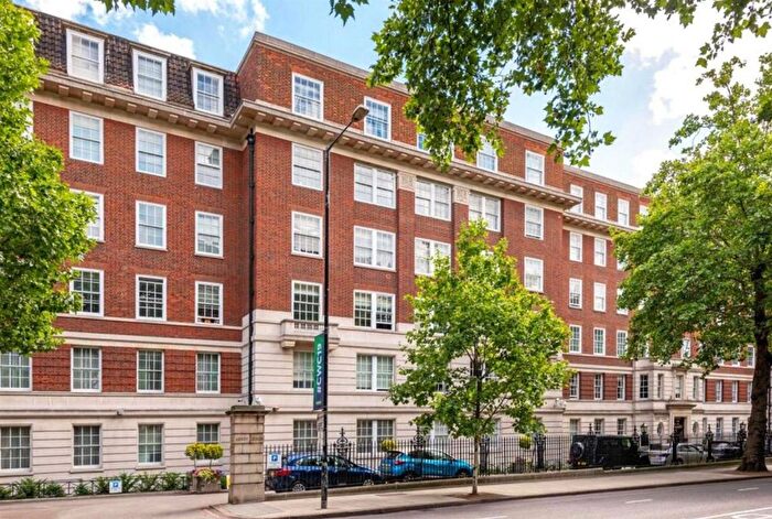 4 Bedroom Flat To Rent In Park Road, St John's Wood, NW8