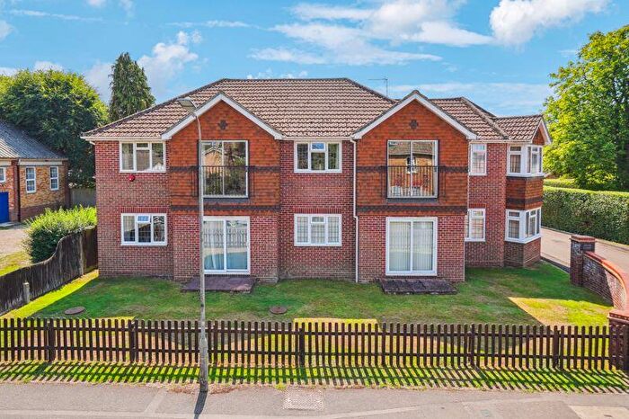 1 Bedroom Apartment To Rent In Farnham Common: Bedroom First Floor Apartment £, SL2