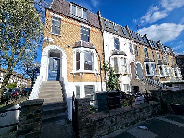 1 Bedroom Flat To Rent In Dalmeny Road, London, N7