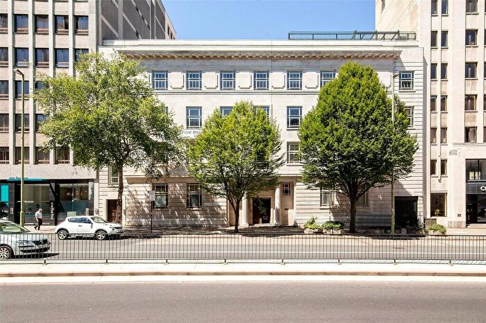 2 Bedroom Flat To Rent In Great Charles Street Queensway, Birmingham, West Midlands, B3