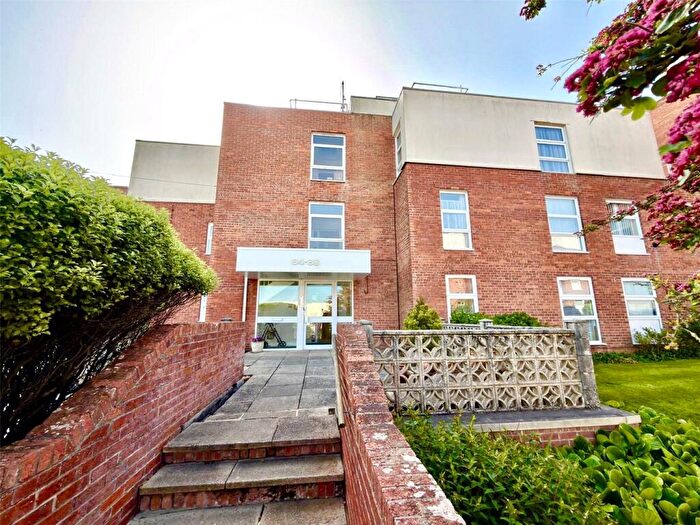 3 Bedroom Apartment For Sale In Camden Hurst, Milford On Sea, Lymington, Hampshire, SO41