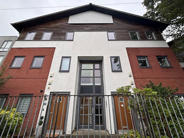3 Bedroom Duplex To Rent In Cavendish Road, West Didsbury, Manchester, M20
