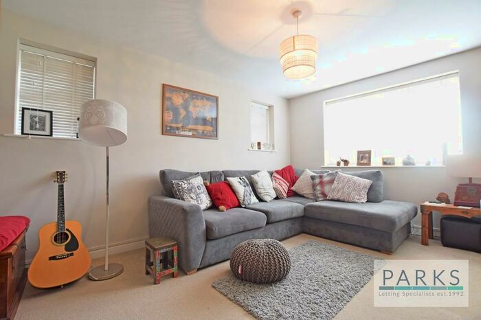 2 Bedroom Apartment To Rent In Neville Road, Hove, BN3