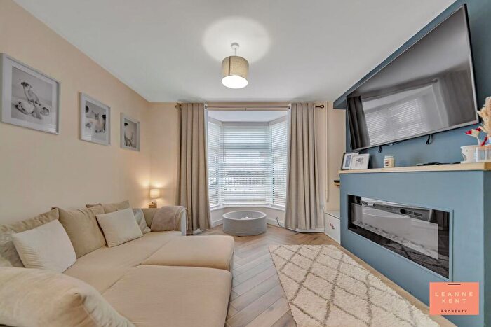 3 Bedroom Terraced House For Sale In Ffrwd Terrace, Llanbradach, CF83