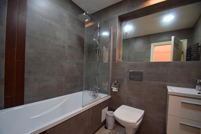 1 Bedroom Flat To Rent In Baxter Avenue, Southend-on-sea, SS2