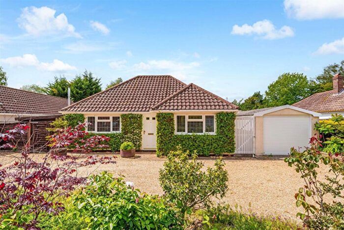 2 Bedroom Detached Bungalow For Sale In Downview Road, Barnham, PO22