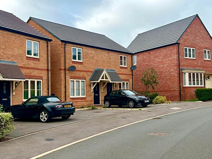 2 Bedroom Semi Detached House To Rent In Bailey Road, Banbury, OX16