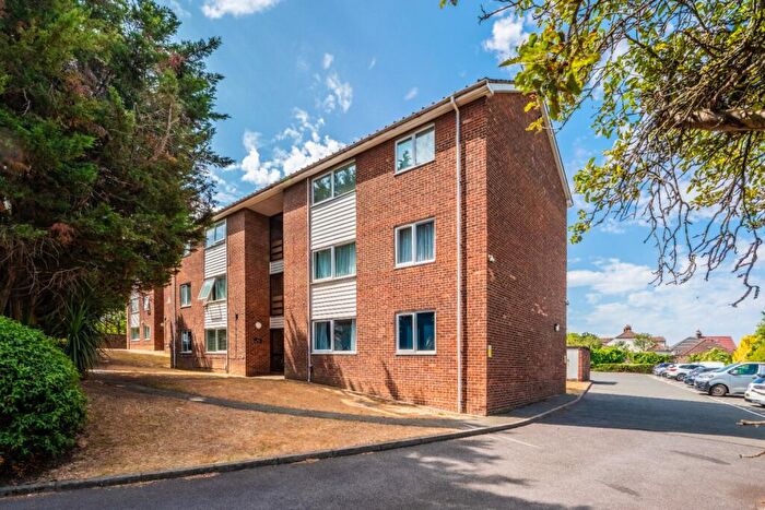 2 Bedroom Flat For Sale In Station Road, Dartford, DA1