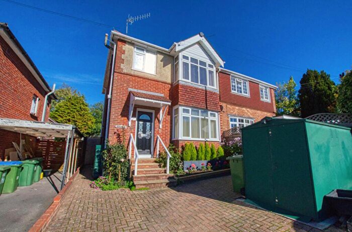 3 Bedroom Semi-Detached House For Sale In Athelstan Road, Southampton, City Of Southampton, SO19