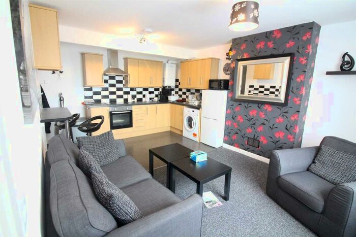 1 Bedroom Apartment To Rent In Westbourne Road, Downend, Bristol, BS16