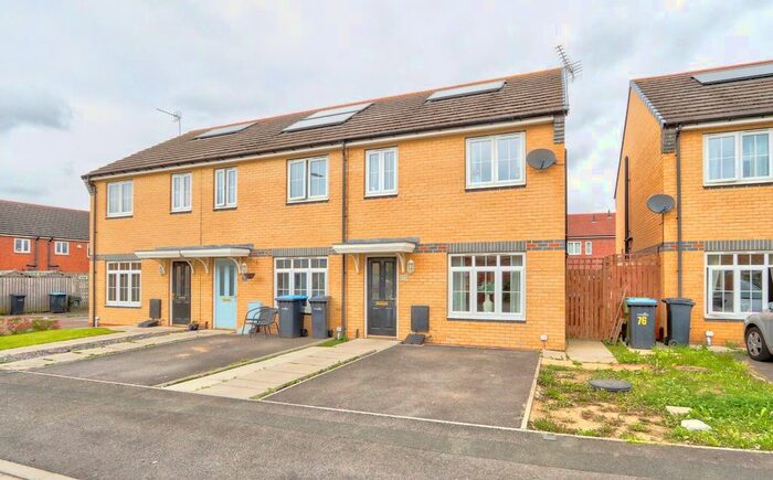 2 Bedroom Semi-Detached House To Rent In Aidan Court, Middlesbrough, TS5