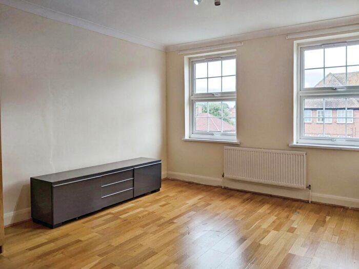 1 Bedroom Apartment To Rent In Neville Walk, Carshalton, SM5