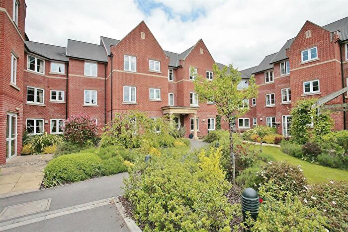 1 Bedroom Retirement Property For Sale In School Lane, Banbury, OX16