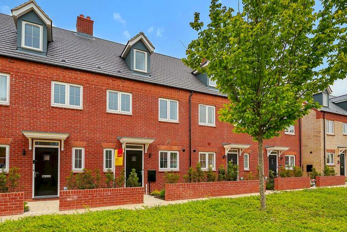 4 Bedroom Terraced House To Rent In Bicester, Ludlow Road, OX26