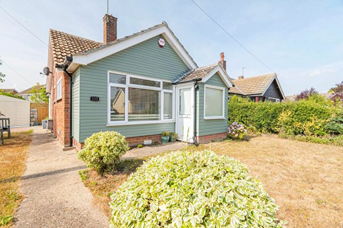 2 Bedroom Semi-Detached Bungalow For Sale In Bedingfield Crescent, Halesworth, IP19