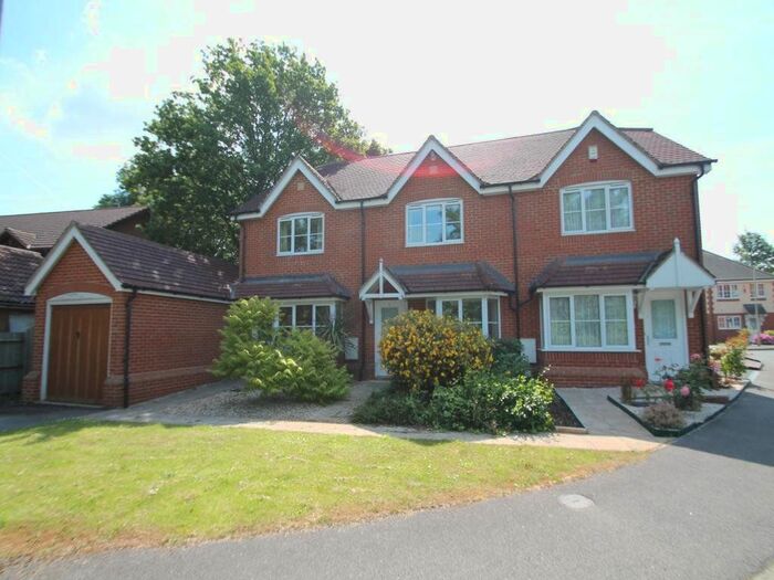 2 Bedroom Terraced House To Rent In Green Lane, Winnersh, Wokingham, RG41