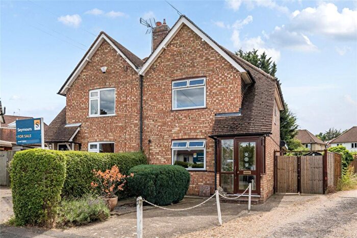 3 Bedroom Semi-Detached House For Sale In Pentreath Avenue, Guildford, Surrey, GU2