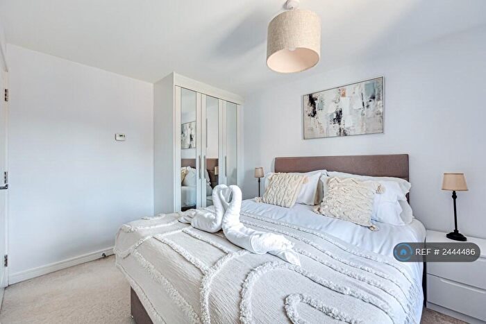 2 Bedroom Detached House To Rent In Pliny Lane, Fairfields, Milton Keynes, MK11