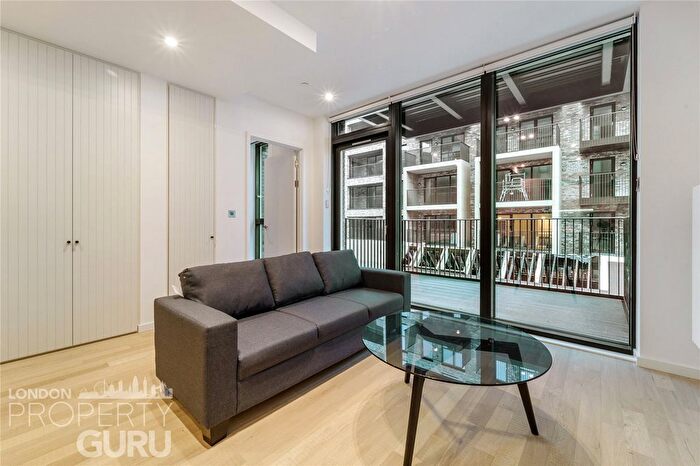 1 Bedroom Flat To Rent In West Bradbury Yard, Lewis House, Brentford, The Brentford Project, TW8