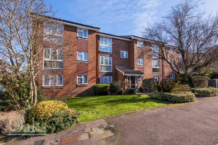 1 Bedroom Flat To Rent In Fleetwood Close, Croydon, CR0