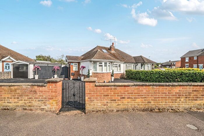 2 Bedroom Semi-Detached Bungalow For Sale In Station Road, Flitwick, MK45