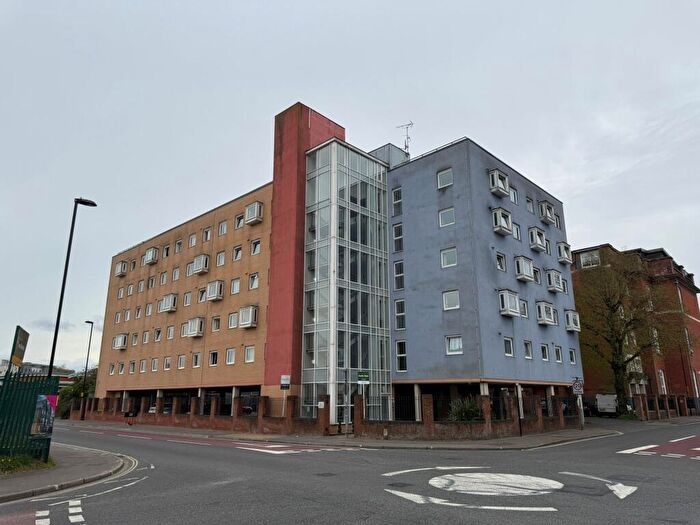 1 Bedroom Apartment To Rent In Chapel Annexe, Central, SO14