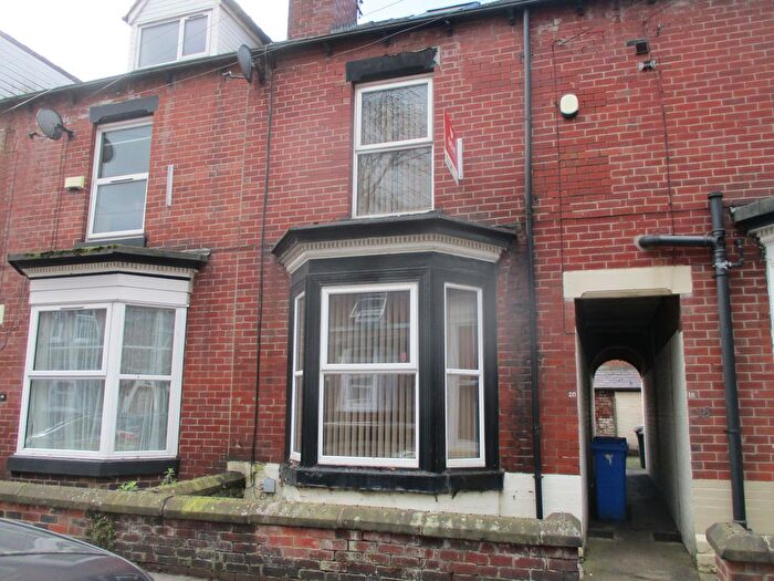 4 Bedroom Town House For Sale In Cemetery Avenue, Sheffield, S11