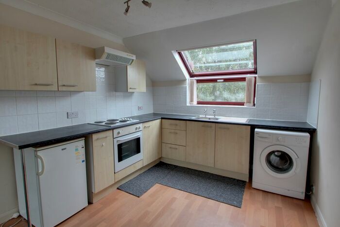 2 Bedroom Flat To Rent In The Friary, Lenton, Nottingham, NG7