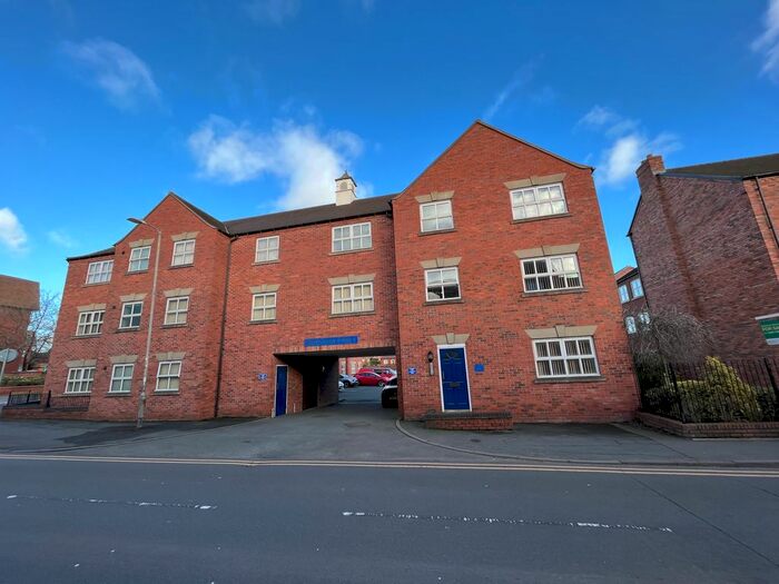 2 Bedroom Flat To Rent In South Street, Atherstone, CV9
