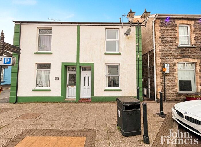 2 Bedroom Semi Detached House For Sale In St. John Street, Whitland, Carmarthenshire, SA34