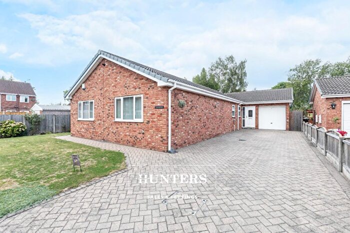 3 Bedroom Property For Sale In Middle Oxford Street, Castleford, WF10