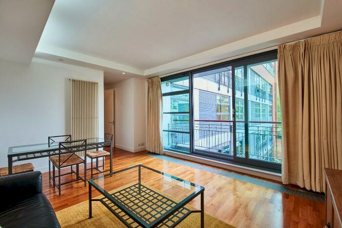 1 Bedroom Apartment To Rent In City Road, London, EC1Y