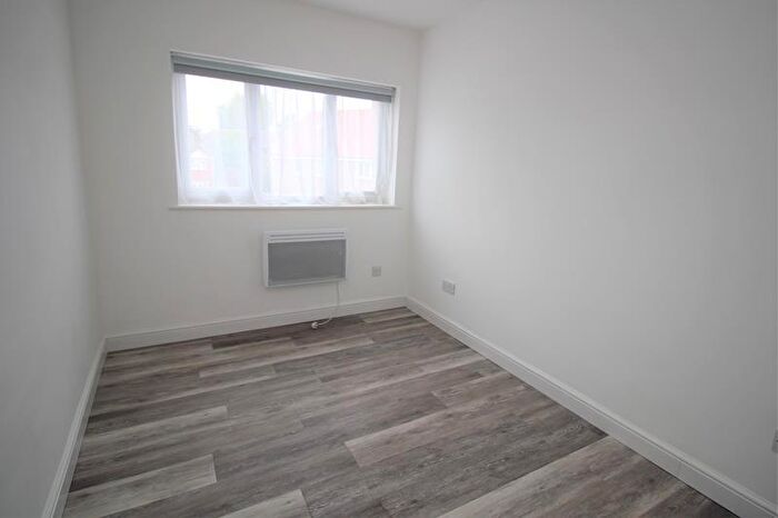 1 Bedroom Flat To Rent In Ampthill Road, Maulden, Beds, MK45