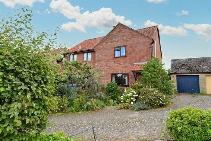 3 Bedroom Semi-Detached House For Sale In Wheat Close, Kingston, Sturminster Newton, DT10