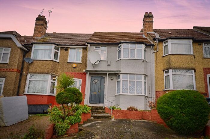 3 Bedroom Terraced House For Sale In Whitton Avenue East, Greenford, UB6