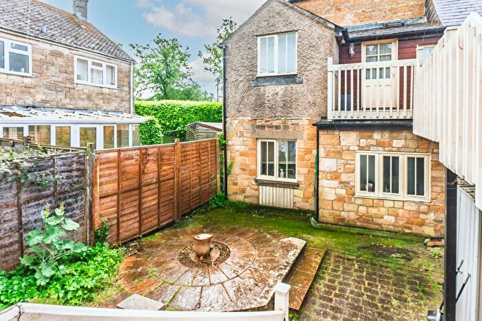 2 Bedroom Flat For Sale In Oxford Street, Moreton-In-Marsh, GL56