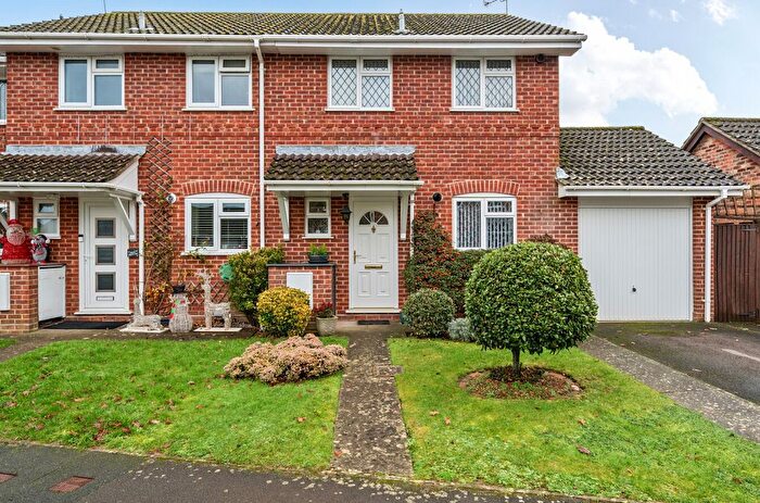 3 Bedroom End Terrace House For Sale In Nightingale Close, Rowlands Castle, Hampshire, PO9