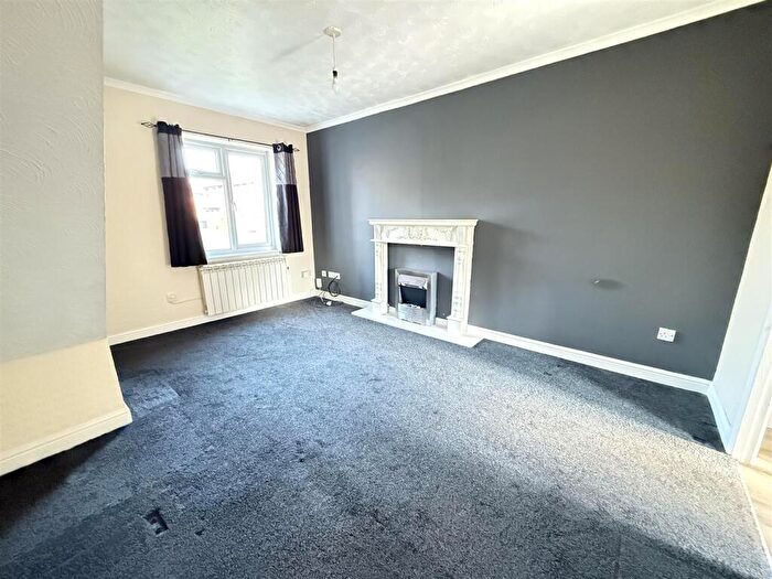 2 Bedroom End Of Terrace House For Sale In Barley Close, Burton-On-Trent, DE14
