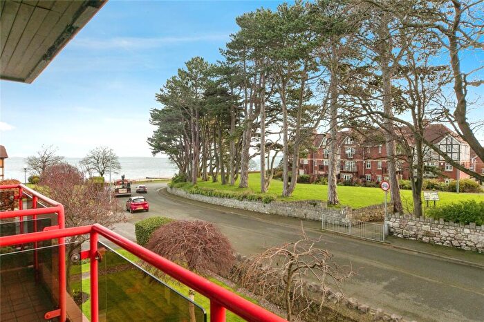 2 Bedroom Flat For Sale In Cwrt Y Coleg, Rhos On Sea, Colwyn Bay, Conwy, LL28