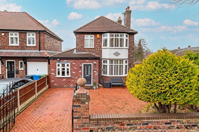 4 Bedroom Detached House For Sale In Bellhouse Lane, Grappenhall, WA4