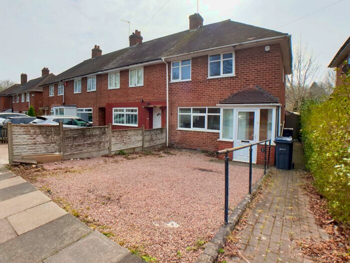 3 Bedroom Terraced House To Rent In Swinford Road, Birmingham, B29