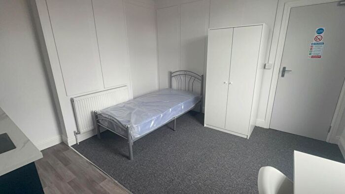 1 Bedroom House To Rent In North Gate, Nottingham, Nottingham City, NG7
