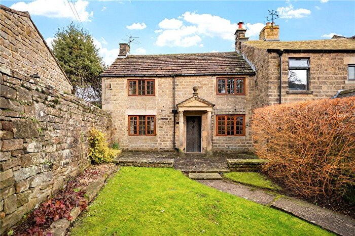 3 Bedroom End Of Terrace House For Sale In Bridgehouse Gate, Pateley Bridge, Harrogate, North Yorkshire, HG3