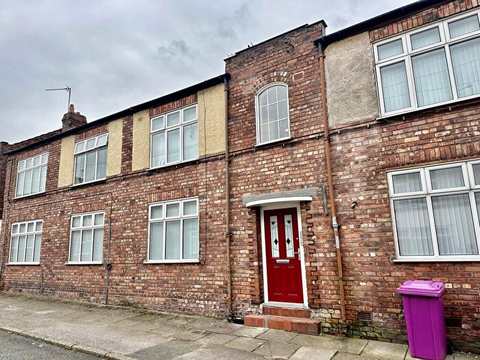 2 Bedroom Flat To Rent In Bolan Street, L13