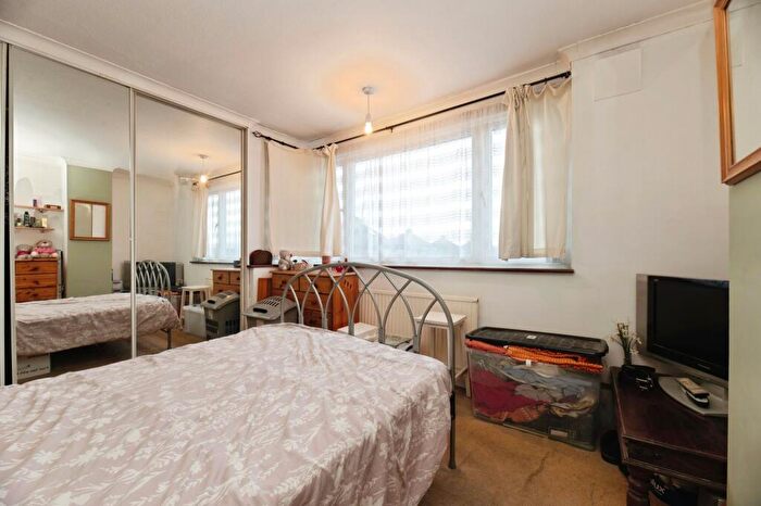 2 Bedroom Semi-Detached House For Sale In Oakcroft Villas, Chessington, KT9