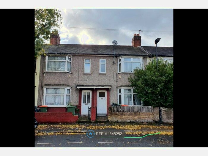 3 Bedroom Terraced House To Rent In Gresham Road, London, E16